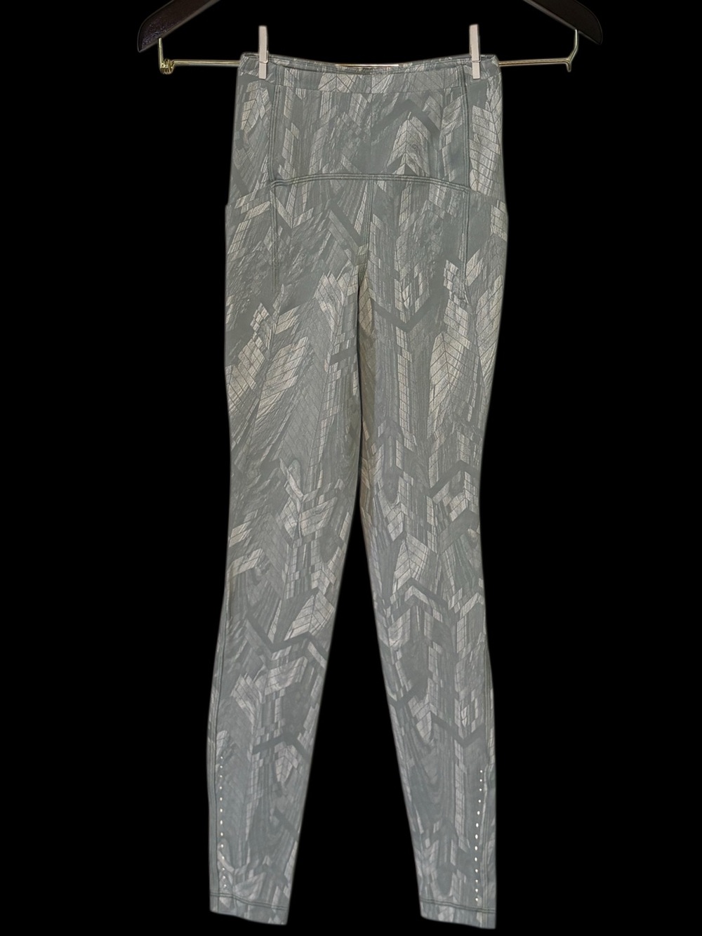 NWOT Size 0 Lululemon Swift Speed High-Rise Tight 28”